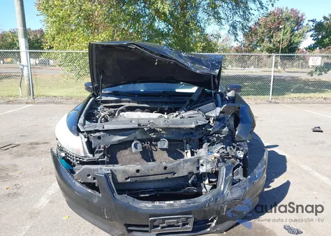 2011 Honda Accord 3.5 Ex-L z USA, uszkodzony, nr VIN 1HGCP3F89BA002447